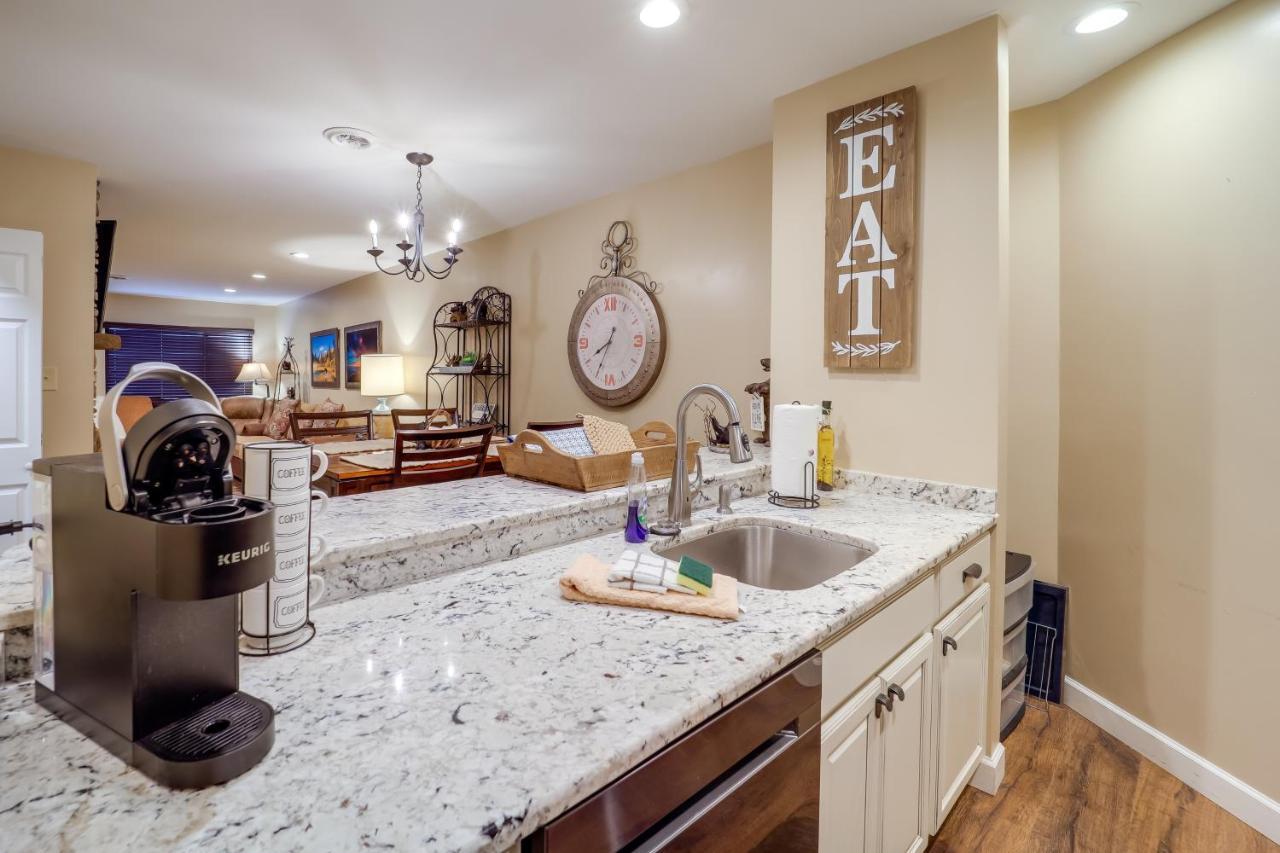 Cozy Banner Elk Condo With Fireplace And Lookout Deck! Dış mekan fotoğraf